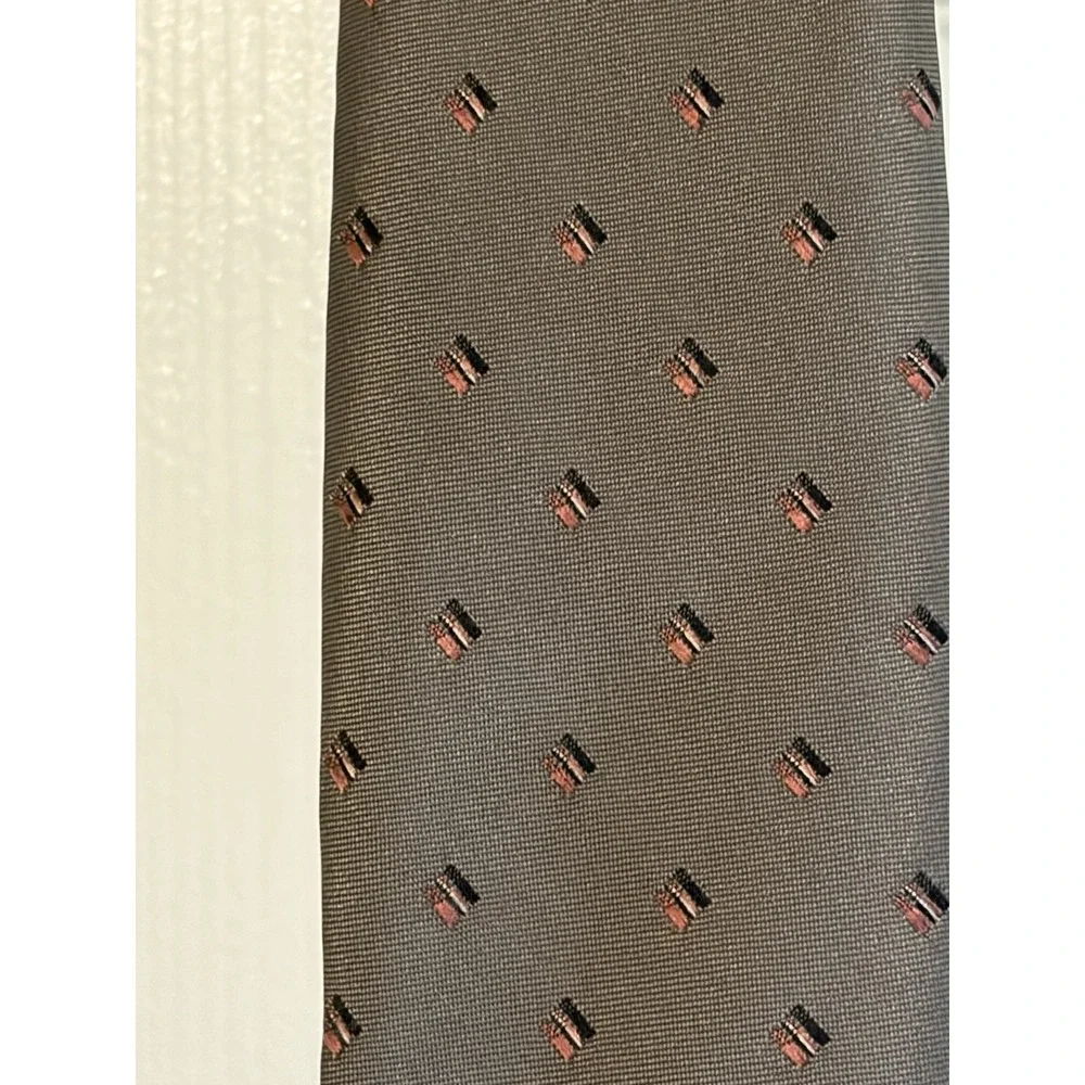 Royal Knight Gray Neck tie, Men's Neck tie, Grey with burgundy and black design